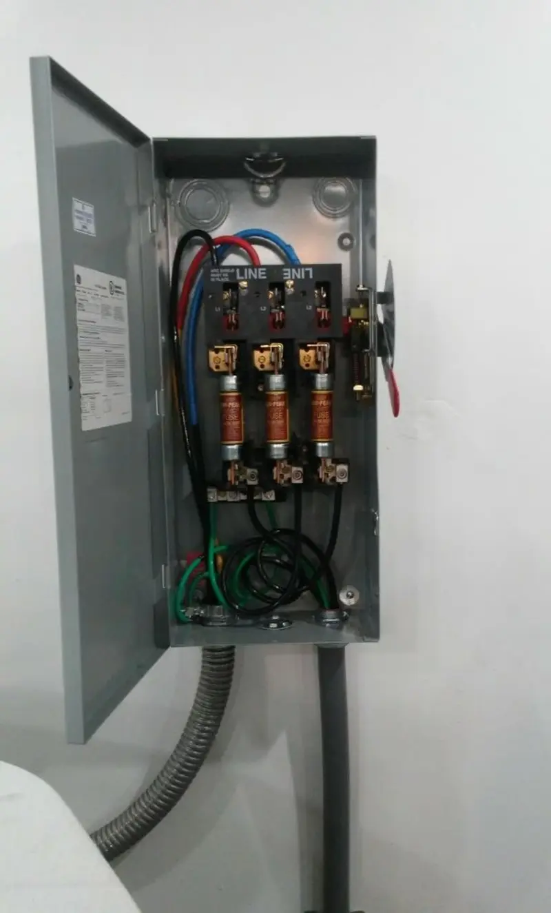 Three-phase disconnect switch installed for Electrical Wiring & Rewiring in Caernarvon